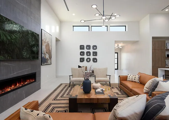 Sundown - 2 Homes W/ Private Pools - In Scottsdale