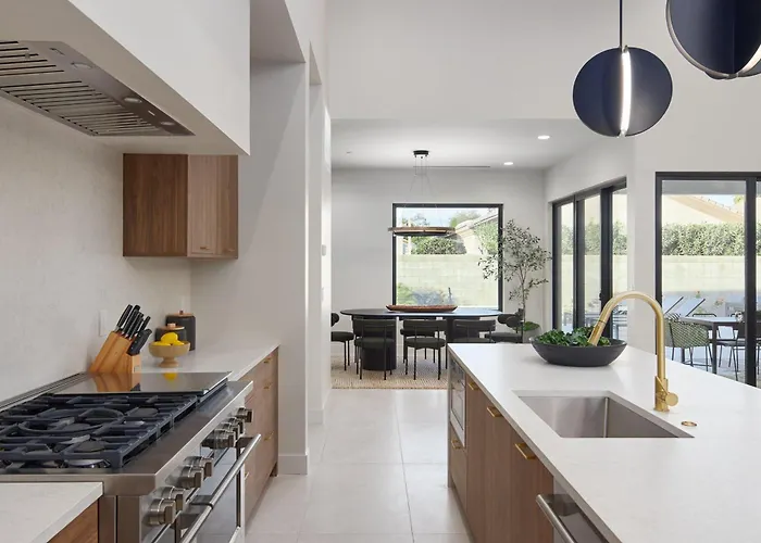 Sundown - 2 Homes W/ Private Pools - In Holiday home *