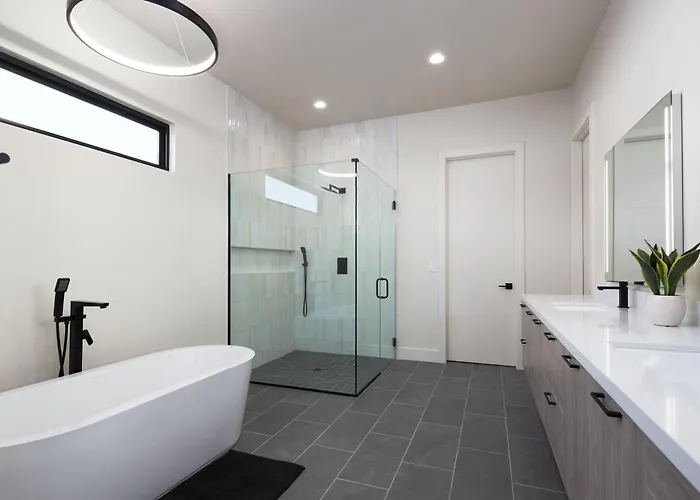 Sundown - 2 Homes W/ Private Pools - In Holiday home *