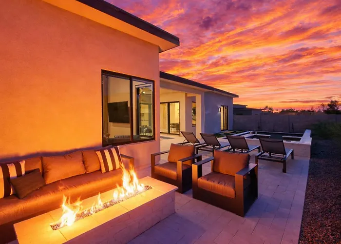 Sundown - 2 Homes W/ Private Pools - In Holiday home Scottsdale